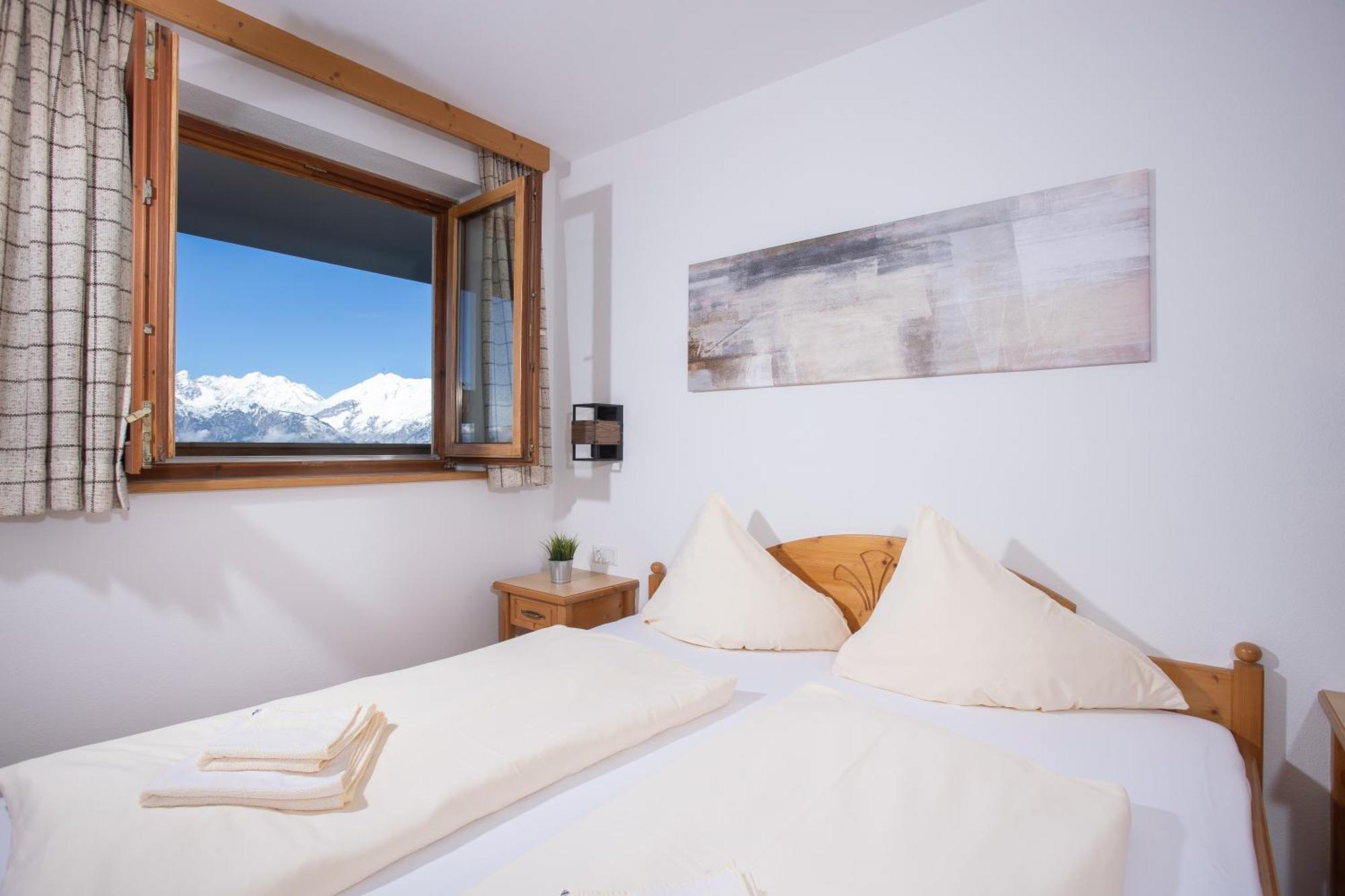 ホテル Alpenrelax Krepperhuette Volders エクステリア 写真