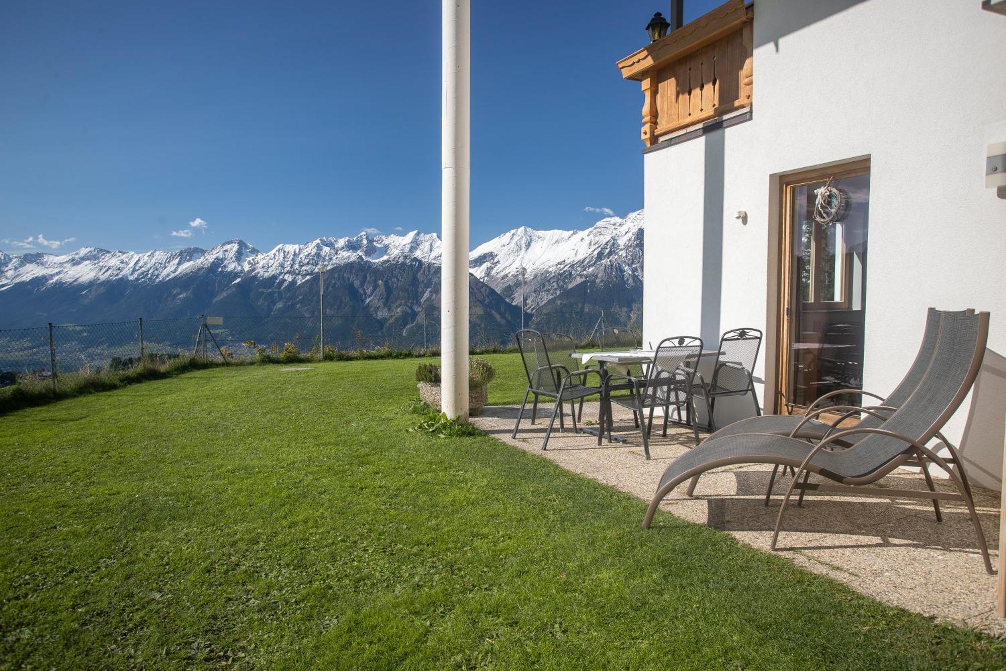 ホテル Alpenrelax Krepperhuette Volders エクステリア 写真